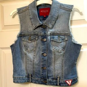 GUESS sleeveless jean jacket. Large. Like New Condition.
